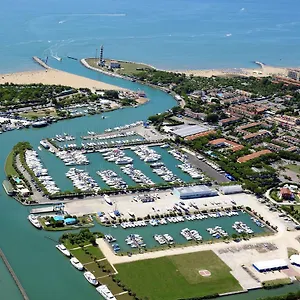 apartaments-marina-del-cavallino.hotelinveneto.com/